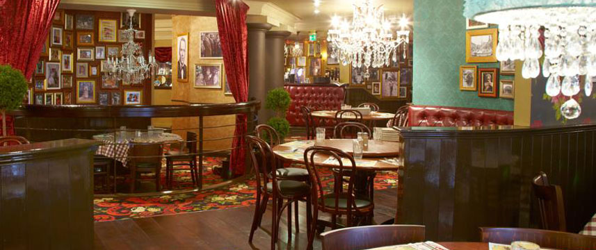 De Vere Heron`s Reach Restaurant De Vere Heron`s Reach Restaurant